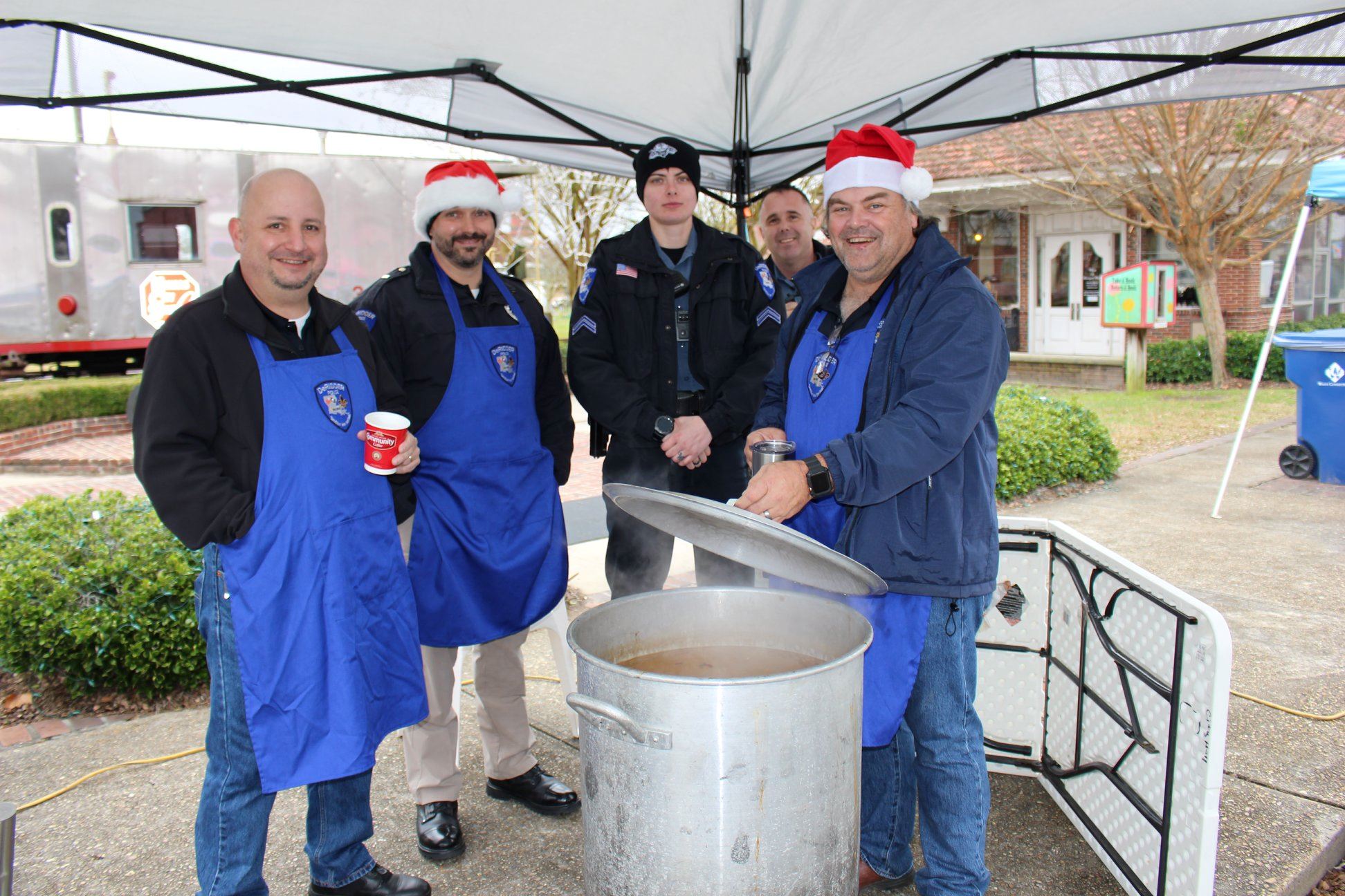 48363226_2028833943818977_7514784473993445376_o